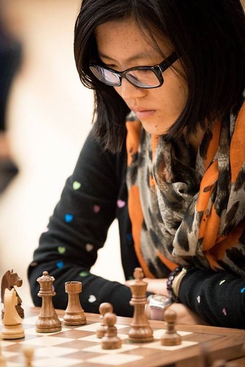 hou_yifan